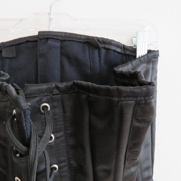 LAVISH BY DAISY CORSETS Steel Boned Satin Corset in Black Goth Vamp - Size XXL - Picture 5 of 11